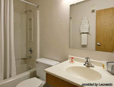 Super 8 By Wyndham At Olympic National Park Port Angeles